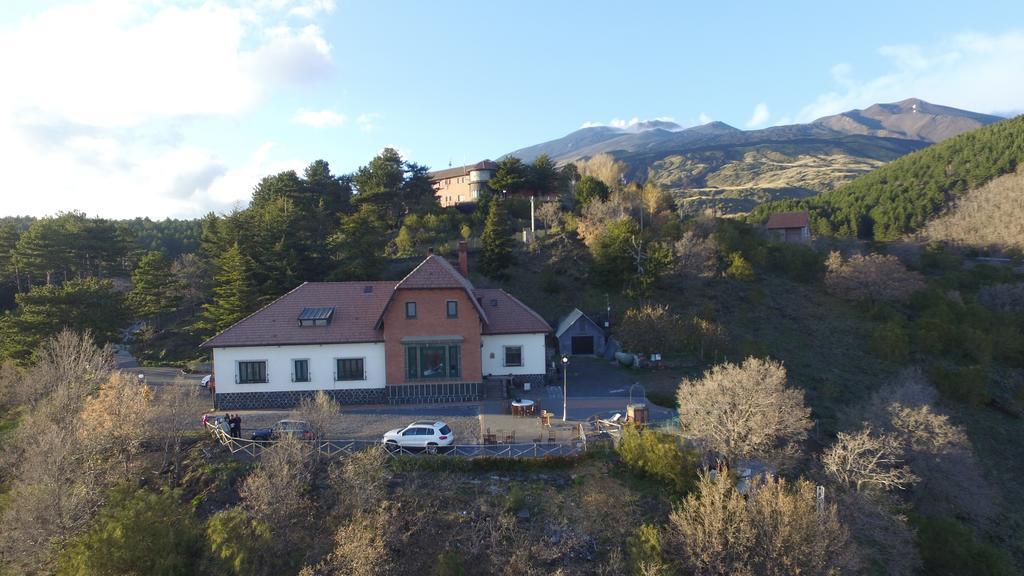 Hotel Villa Dorata Nicolosi Exterior photo